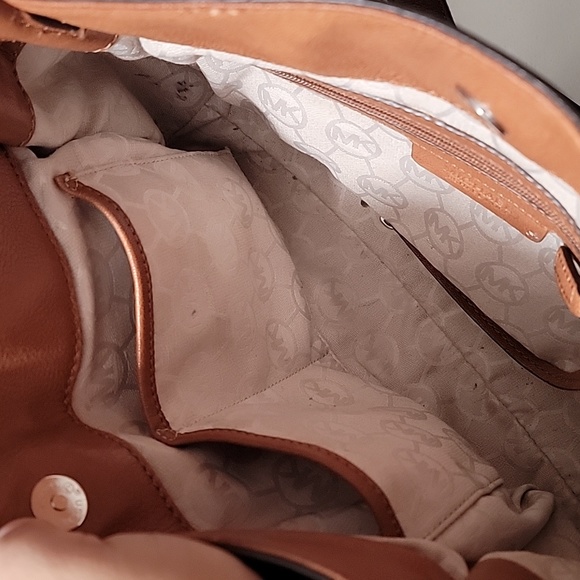 Michael kors bag - Picture 4 of 4